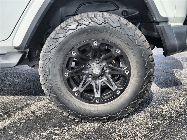 2019 Jeep Wrangler Unlimited Sahara photo 8