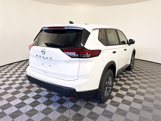 2025 Nissan Rogue S photo 20