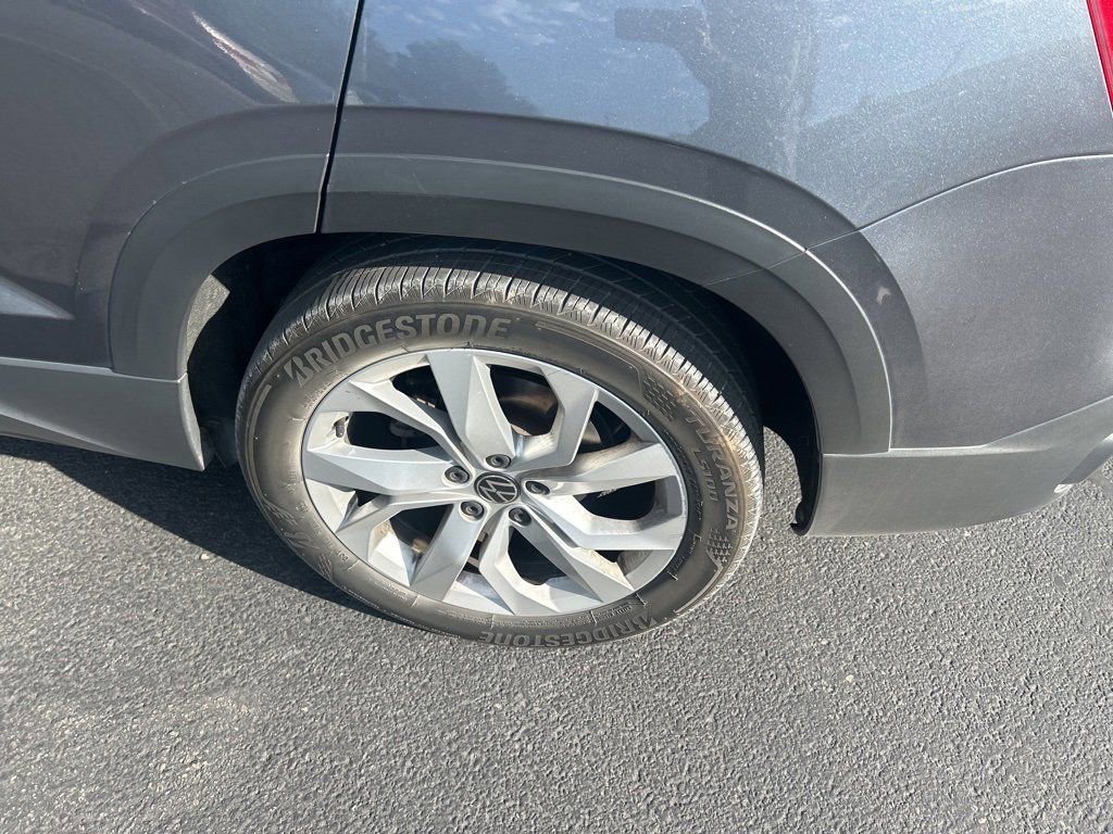 2023 Volkswagen Taos S photo 14