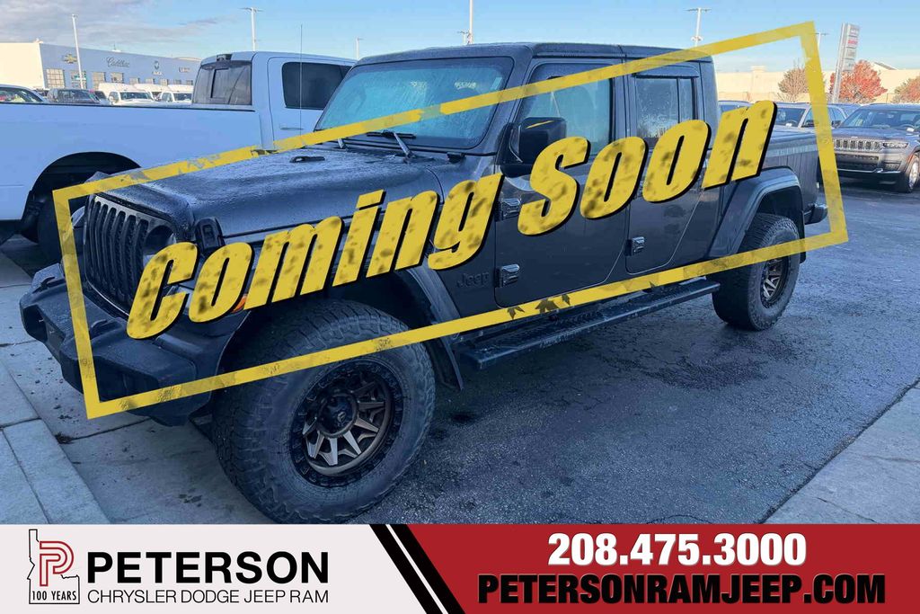 2020 Jeep Gladiator Sport S's photo