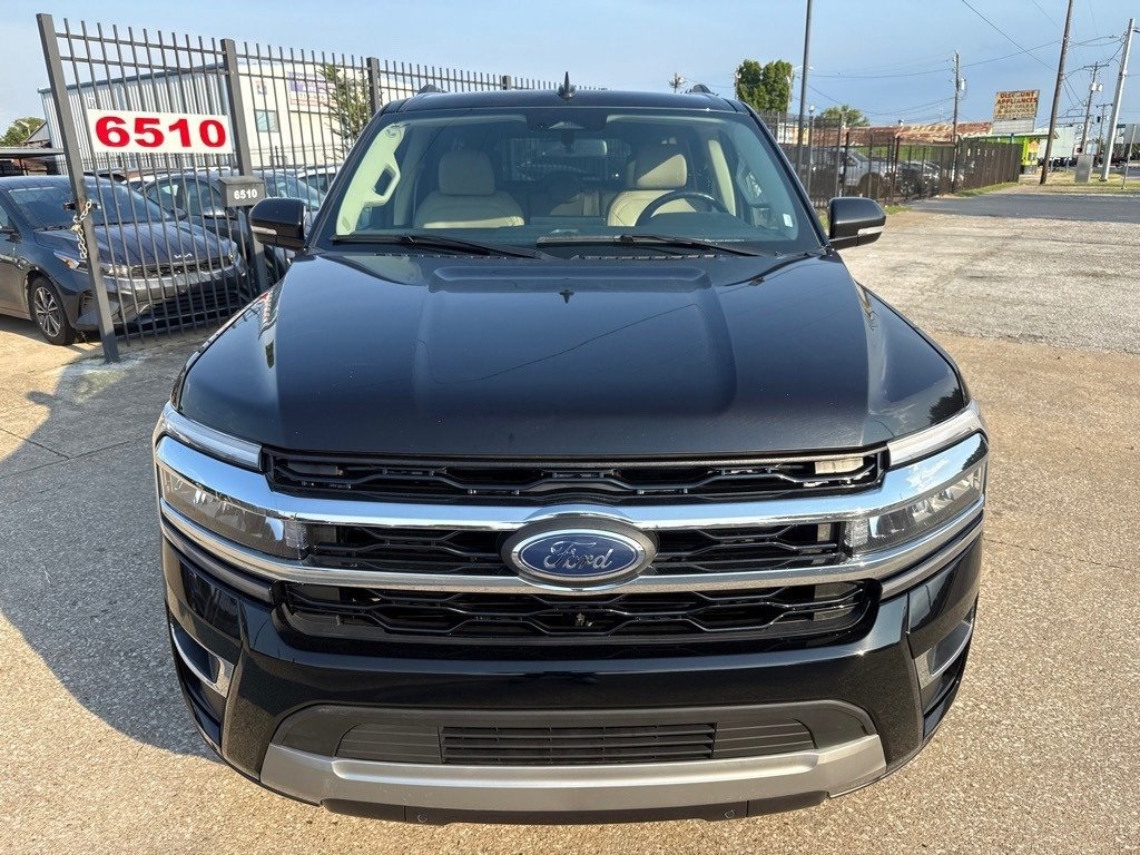 Used 2024 Ford Expedition Limited with VIN 1FMJK2A81REA41067 for sale in Kansas City