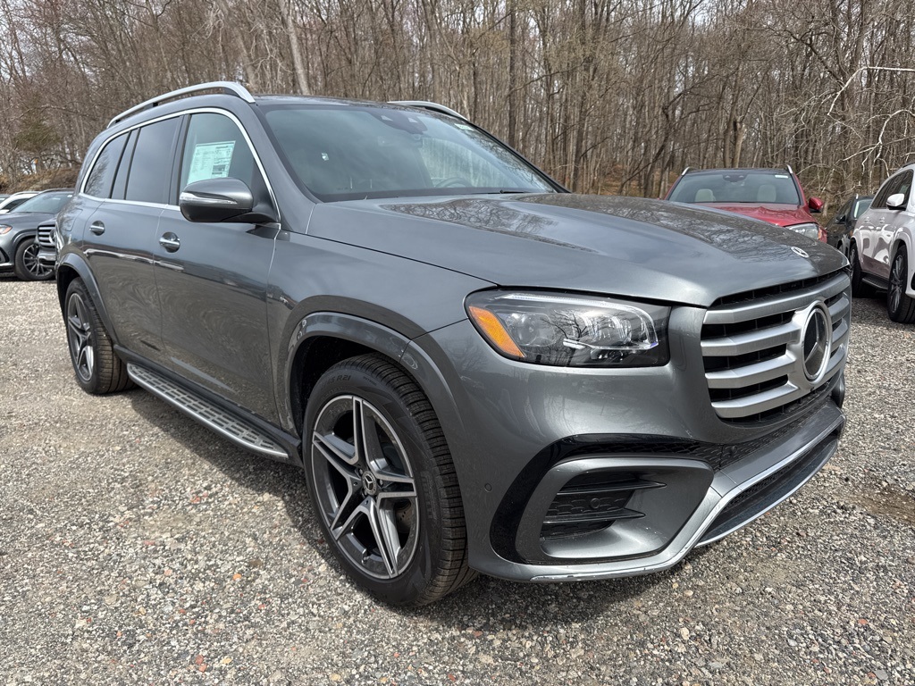 2025 Mercedes-Benz GLS Base's photo