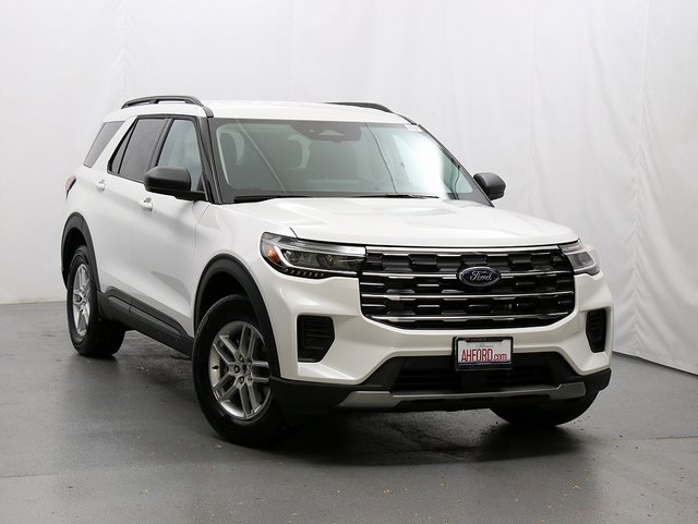 2026 Ford Explorer Active's photo