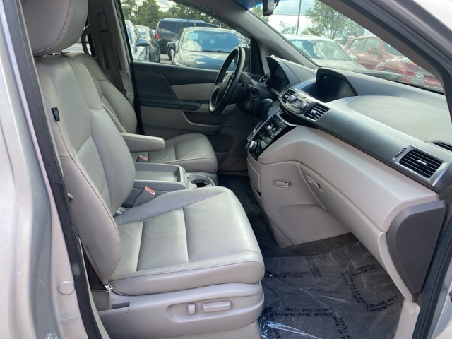 2011 Honda Odyssey EX-L photo 23