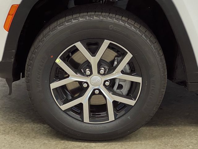 2025 Jeep Grand Cherokee Limited photo 39
