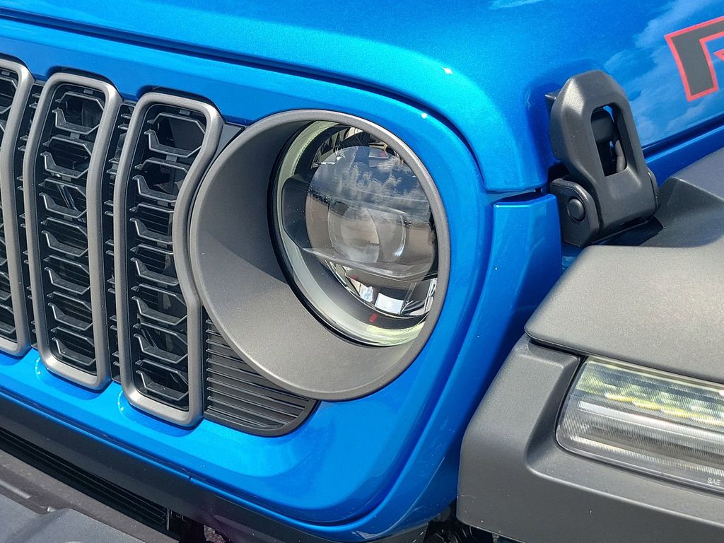 2025 Jeep Gladiator Rubicon photo 16