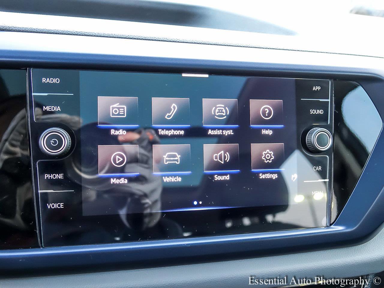 2022 VOLKSWAGEN TAOS - Image 12