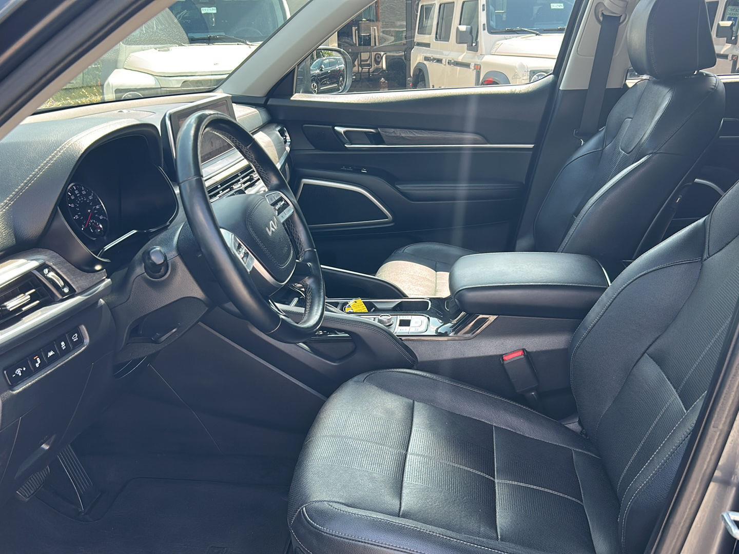 2022 Kia Telluride EX photo 8