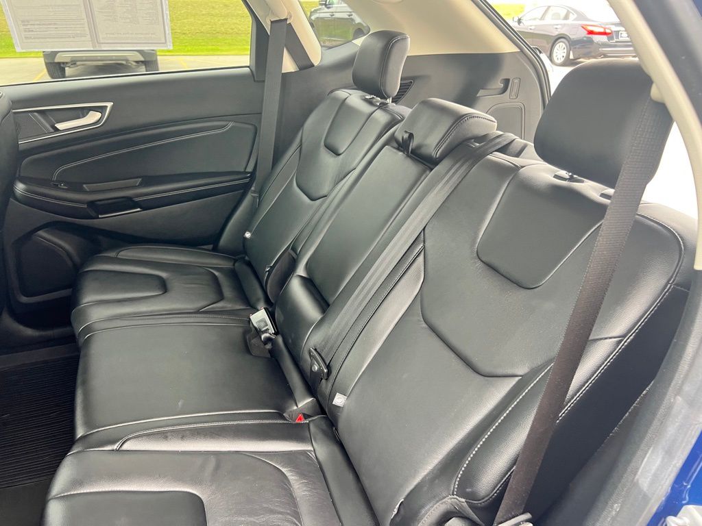 2022 Ford Edge Titanium photo 20