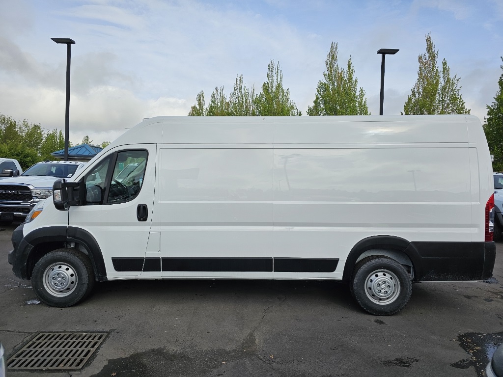 2024 Ram ProMaster 3500 photo 2