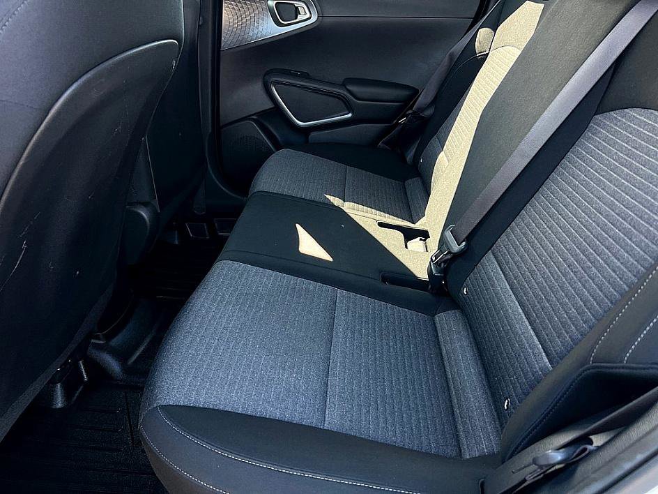 2020 Kia Soul S photo 7