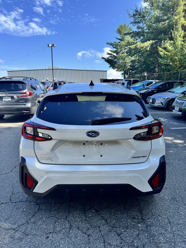 2024 Subaru Crosstrek Premium photo 2