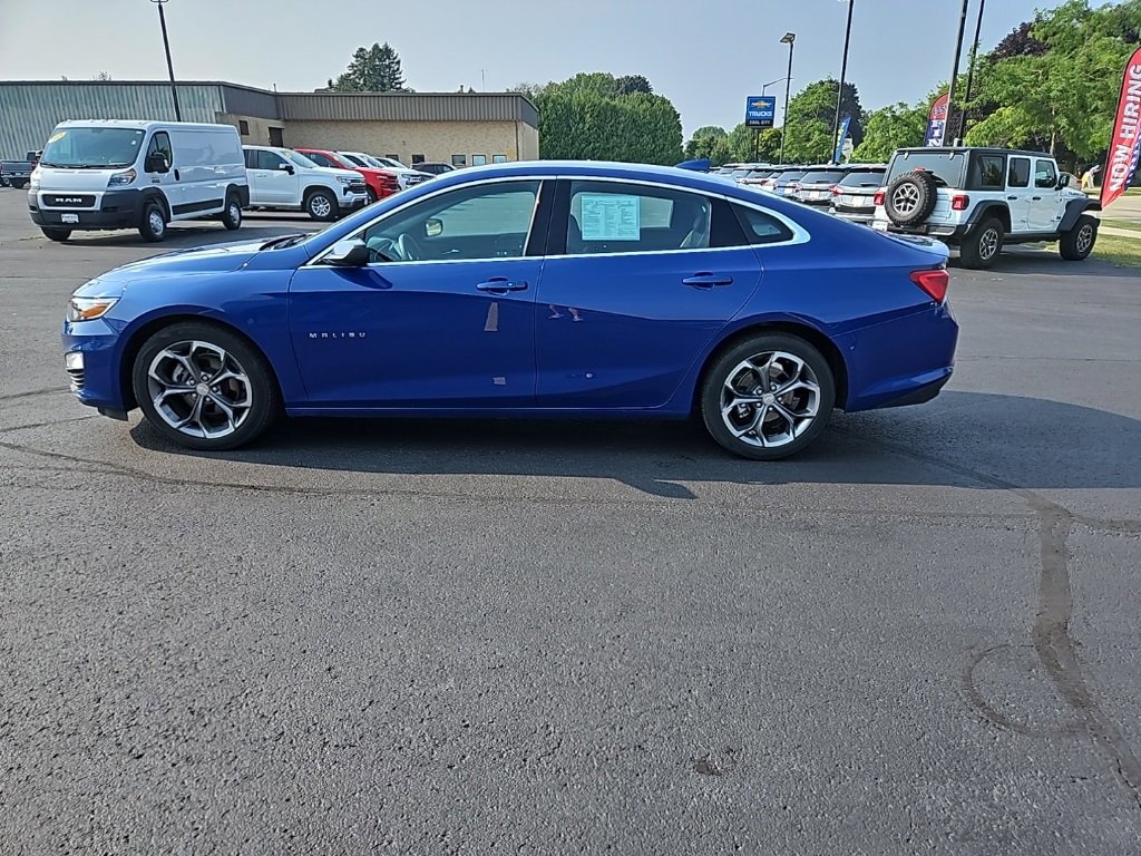 2023 Chevrolet Malibu 1LT photo 4