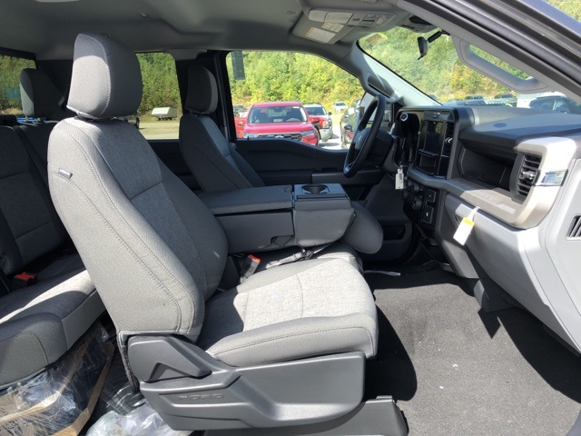 2026 Ford F-250 photo 26