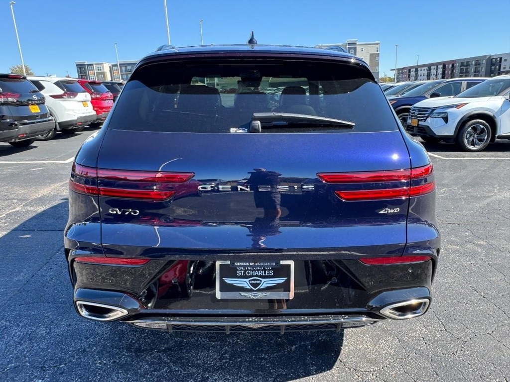 2026 Genesis GV70 2.5T Sport Prestige photo 4