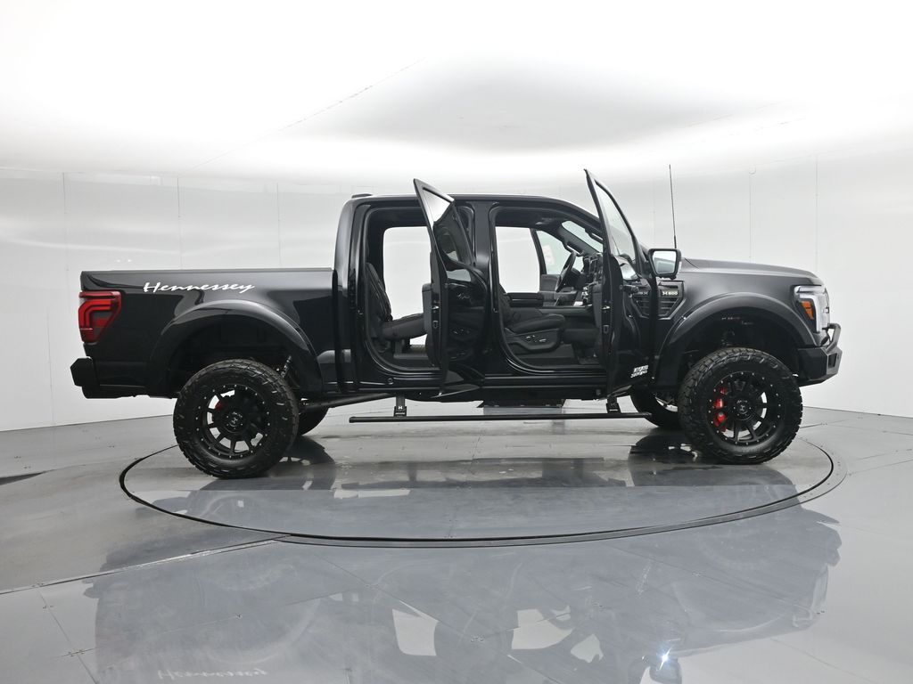2025 Ford F-150 Lariat photo 3