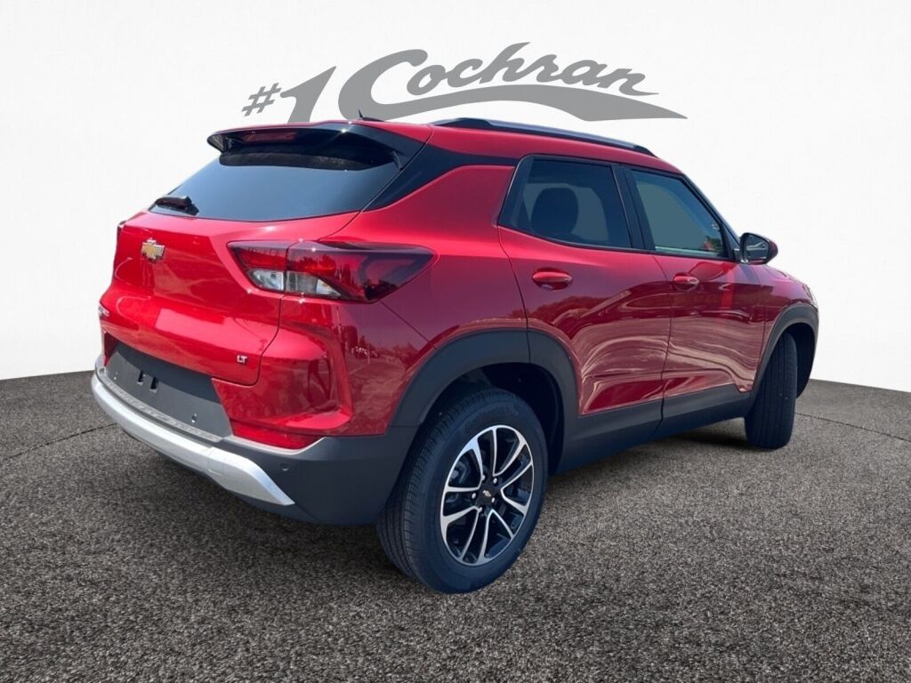 2026 Chevrolet Trailblazer LT photo 3
