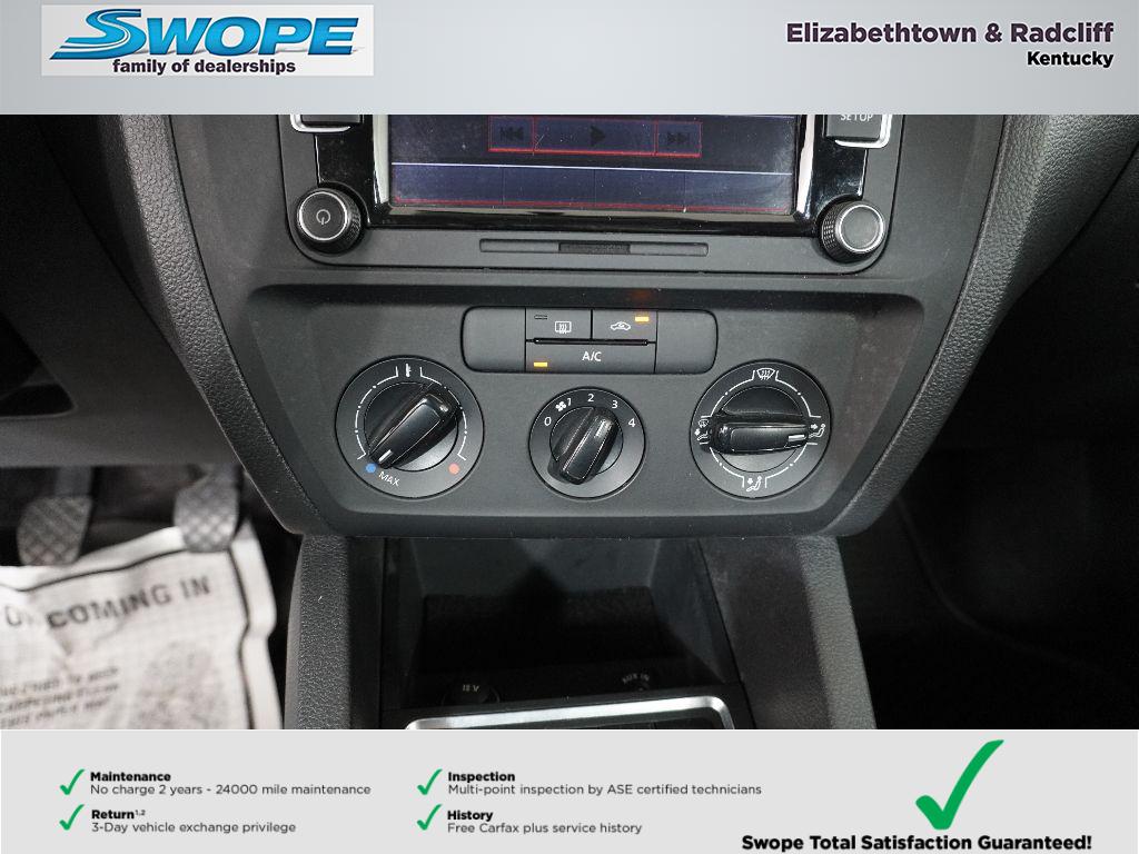 2015 Volkswagen Jetta 2.0 S photo 12