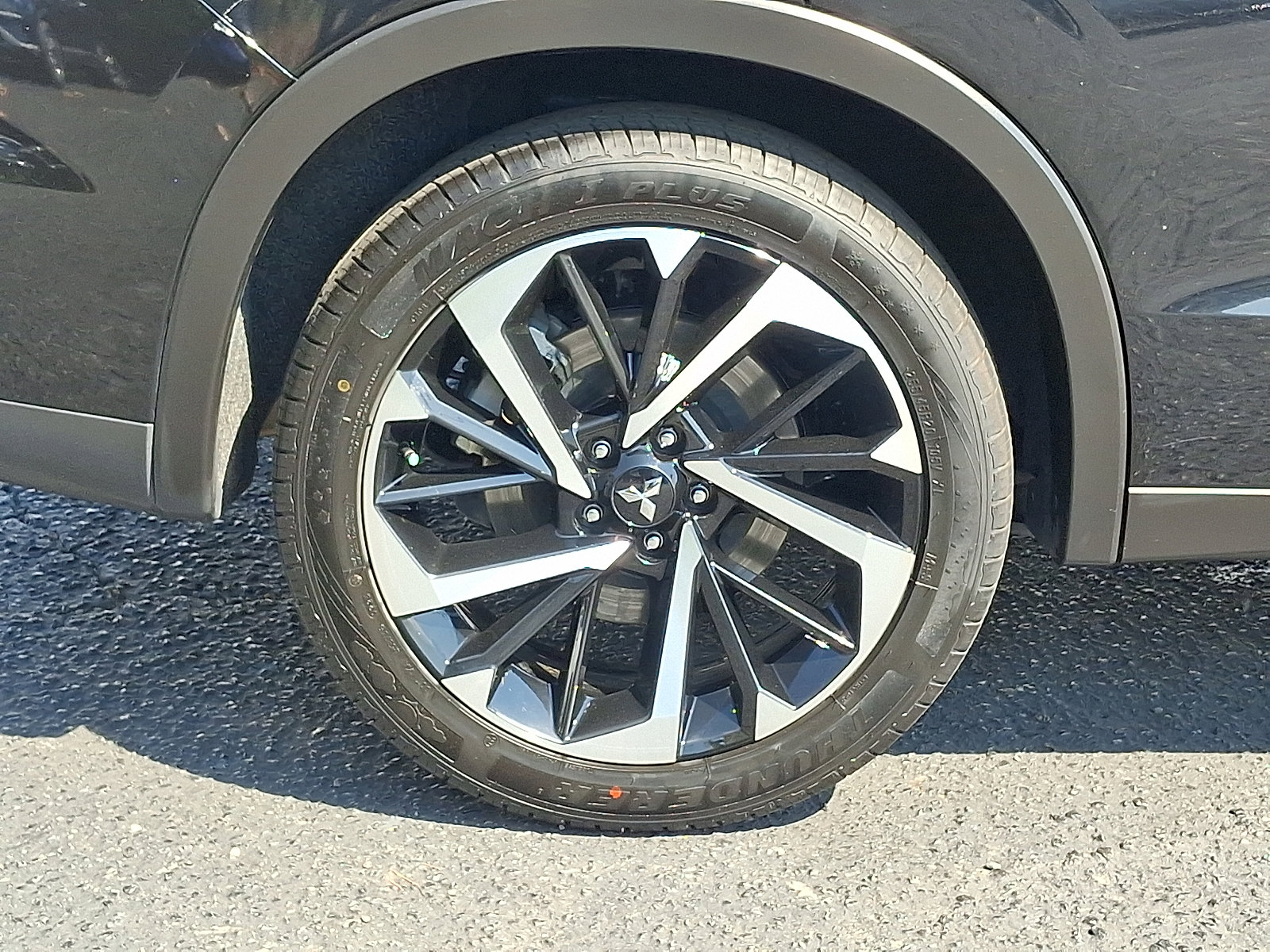 2024 Mitsubishi Outlander SE photo 8