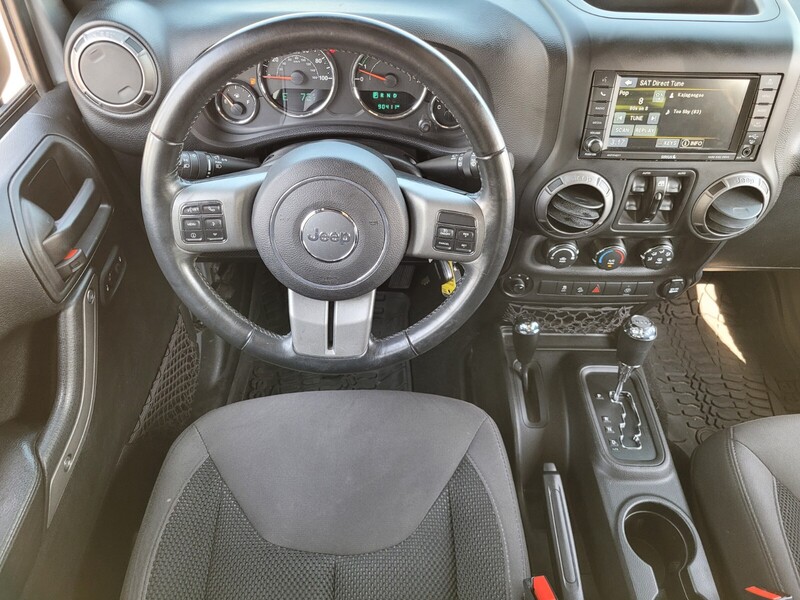 2017 Jeep Wrangler Unlimited Sport Big Bear photo 14