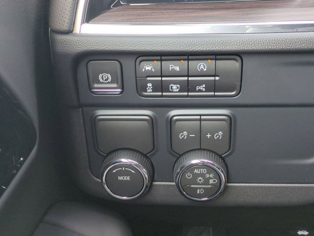 2026 Chevrolet Tahoe Premier photo 18