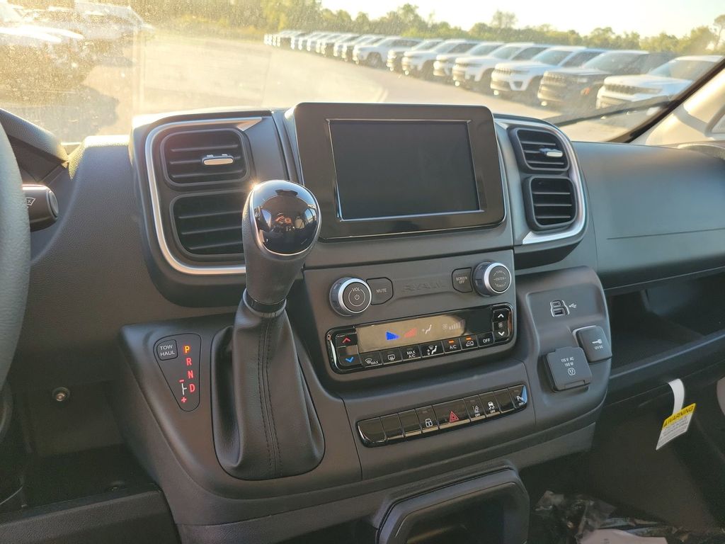 2025 Ram 2500 Base photo 23