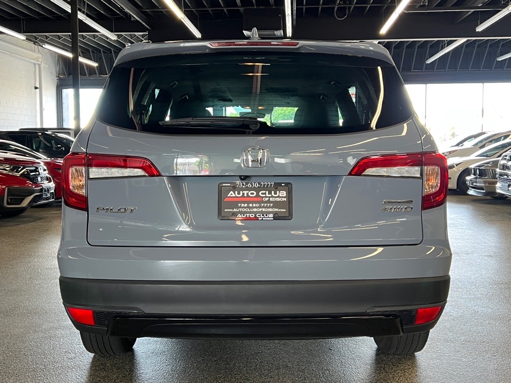 2022 Honda Pilot Black Edition photo 4