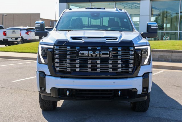 2026 Gmc Sierra 3500 HD Denali Ultimate photo 2