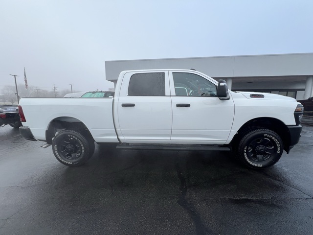 2025 Ram 2500 Tradesman photo 2