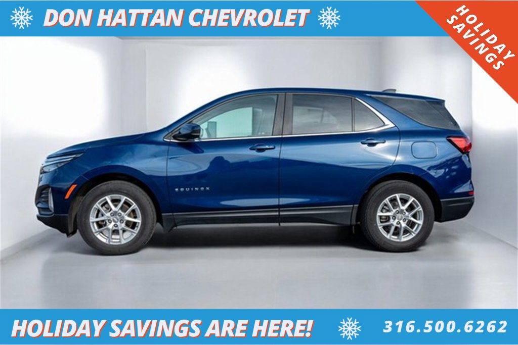 Used 2022 Chevrolet Equinox LT with VIN 3GNAXKEV1NL309672 for sale in Park City, KS