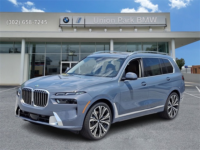 2026 BMW X7 40i's photo