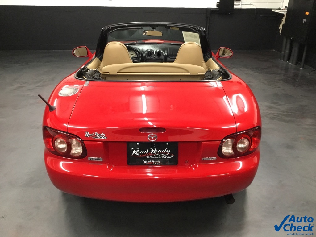 2002 Mazda MX-5 Miata Miata LS photo 9