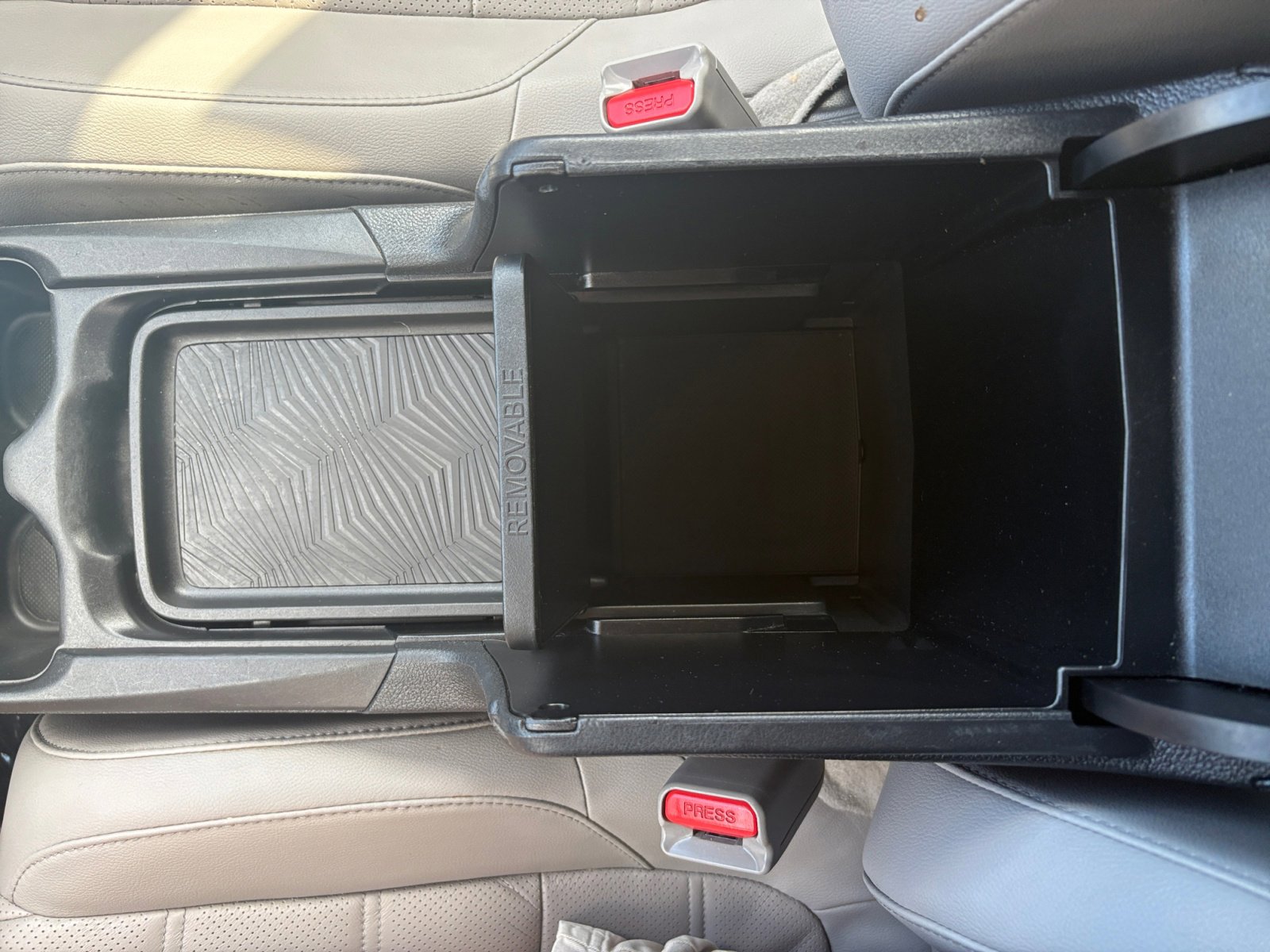 2017 Honda CR-V Touring photo 16