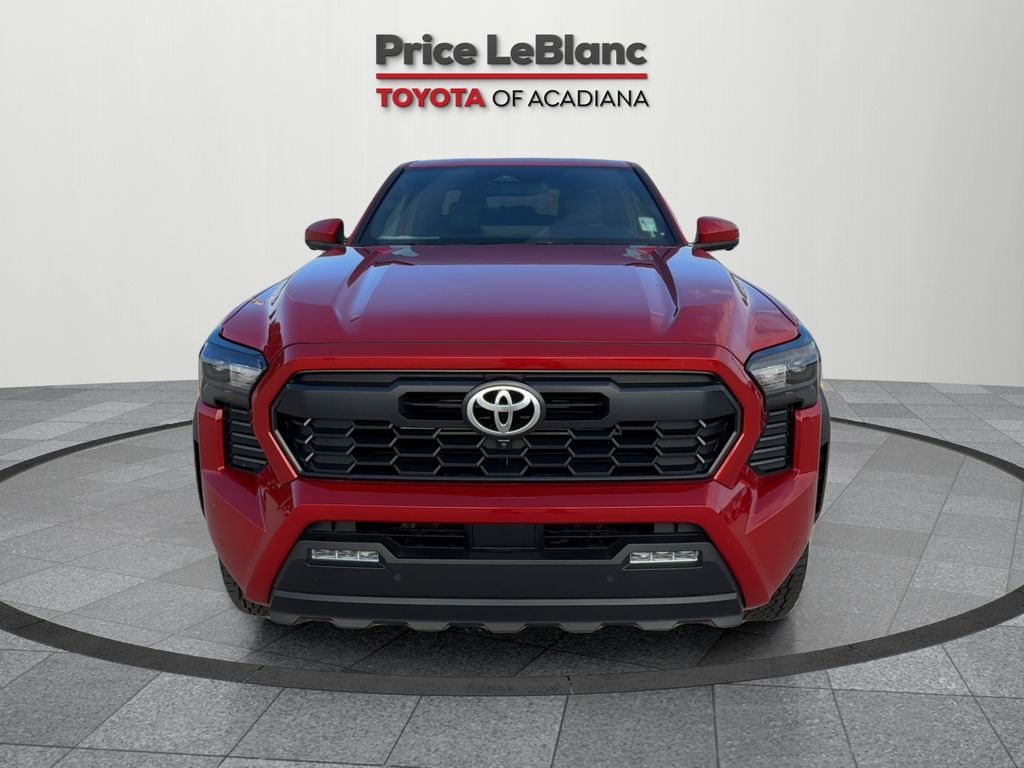 2025 Toyota Tacoma TRD Off-Road photo 2