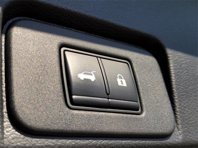 2022 Nissan Rogue Platinum photo 14