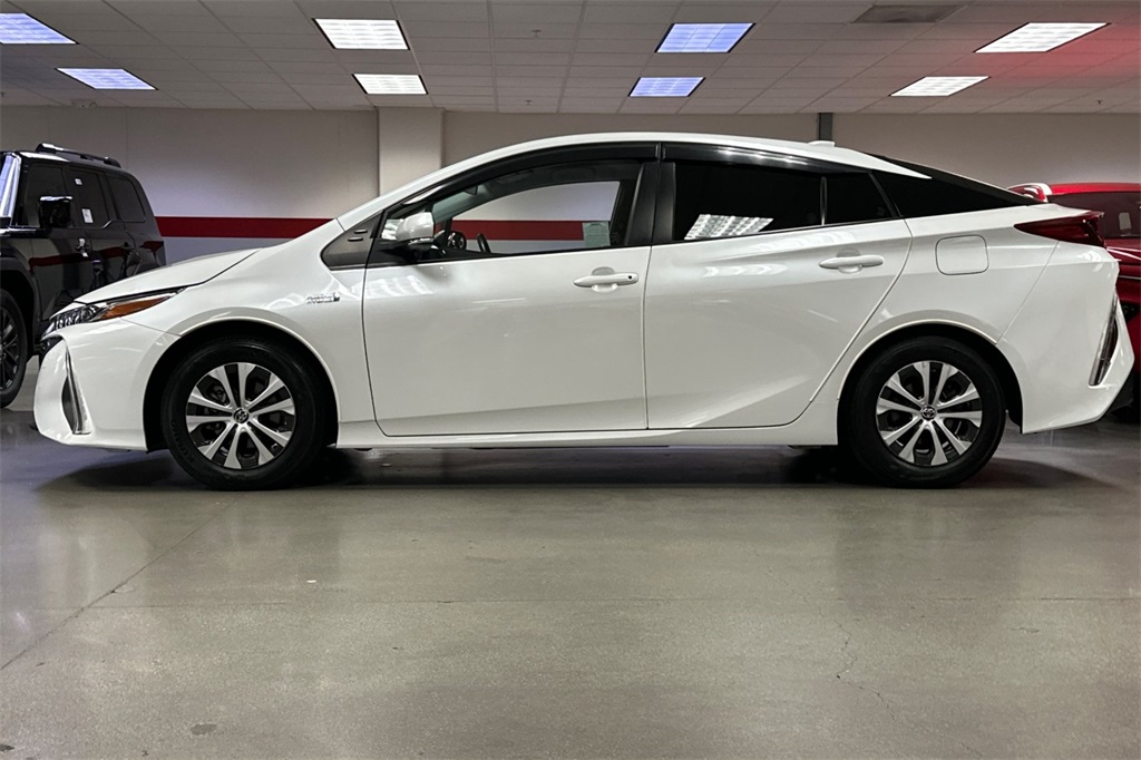 2022 Toyota Prius Prime XLE photo 7