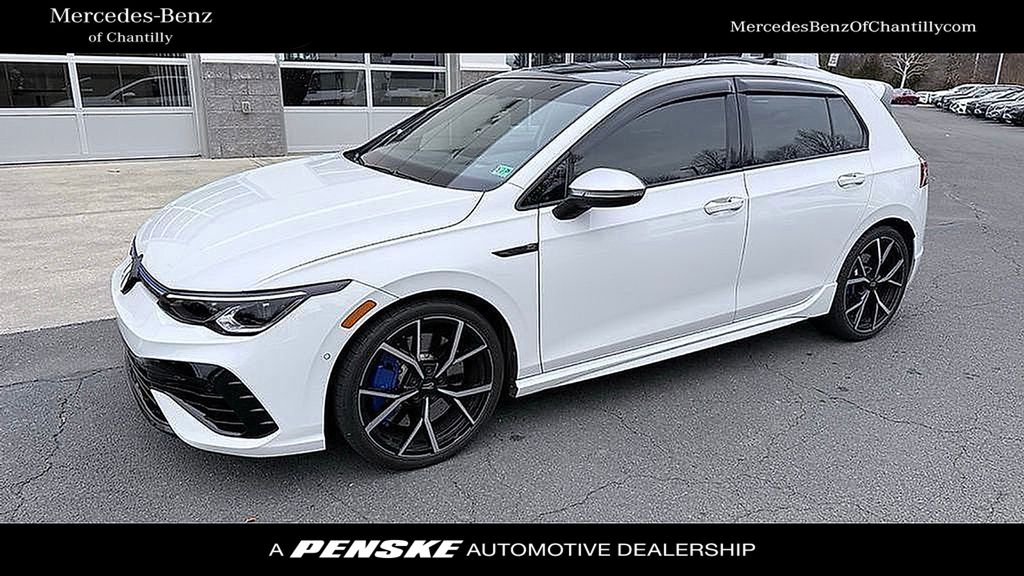 2024 Volkswagen Golf R R's photo