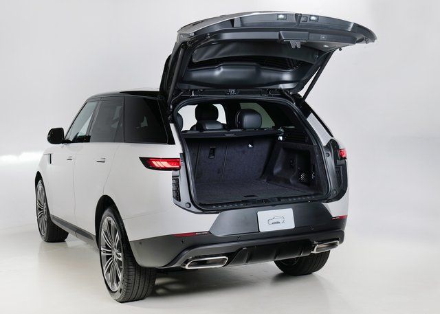 2025 Land Rover Range Rover Sport SE photo 25
