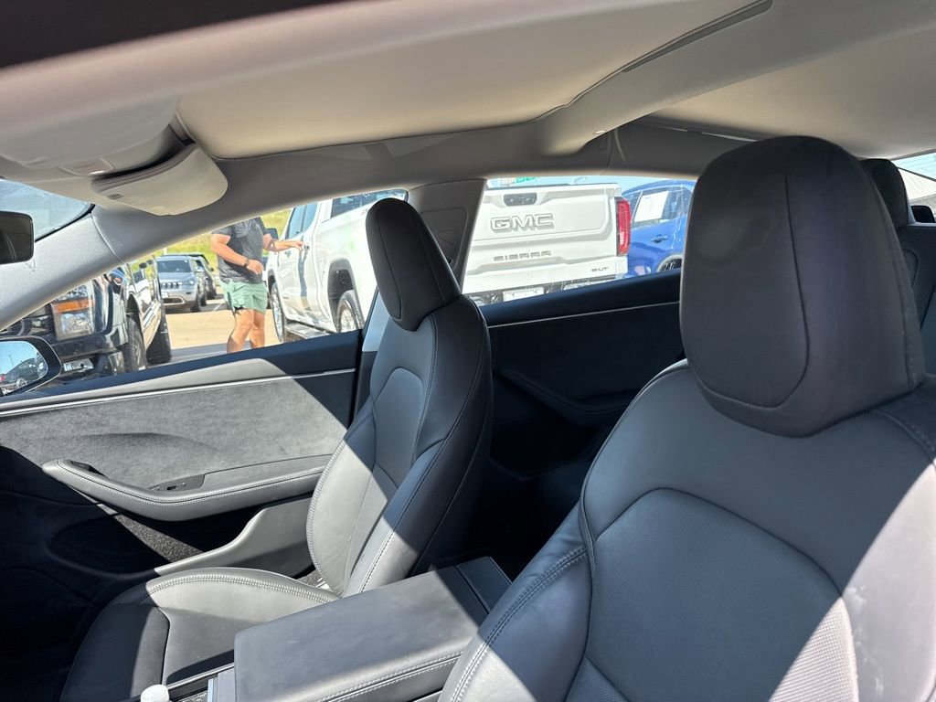 2024 Tesla Model 3 photo 9