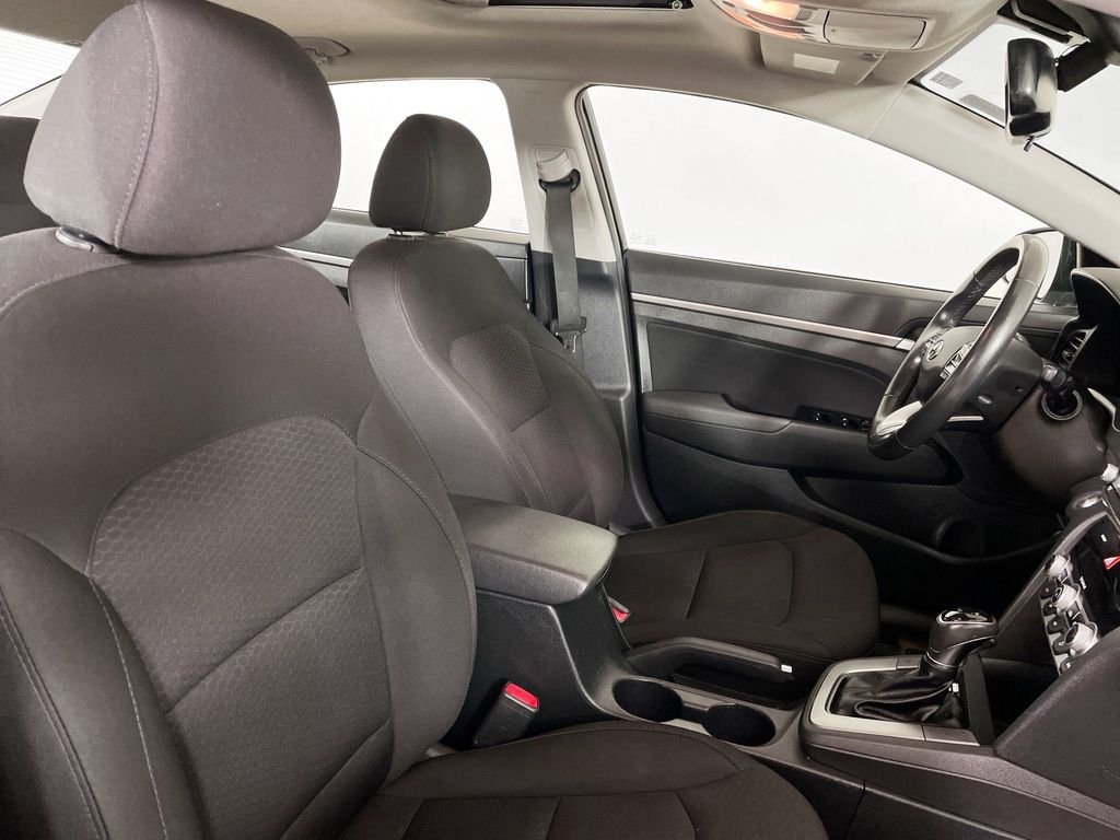 2019 Hyundai Elantra Value Edition photo 26