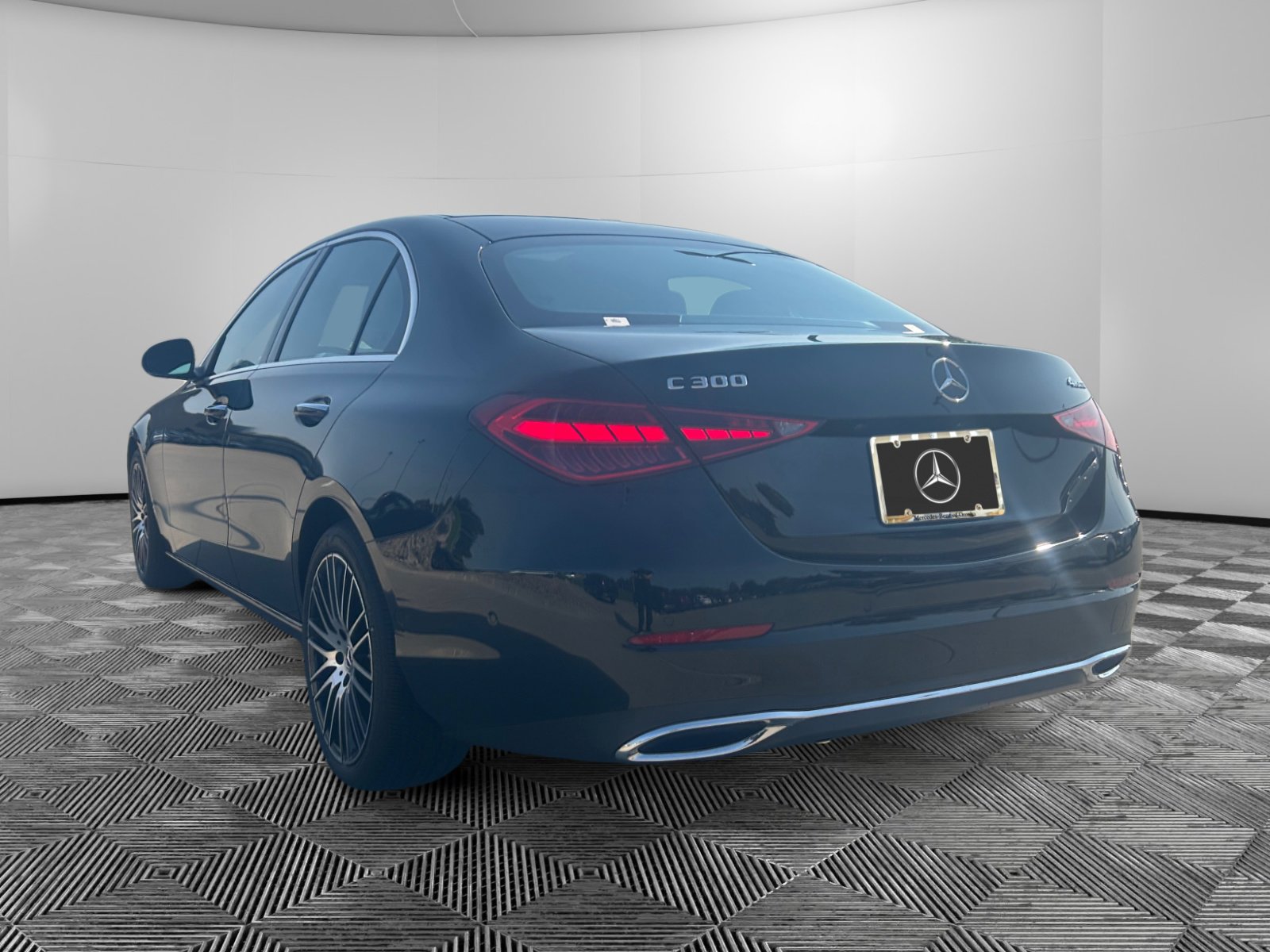 2025 Mercedes Benz C 300 4MATIC Sedan photo 3