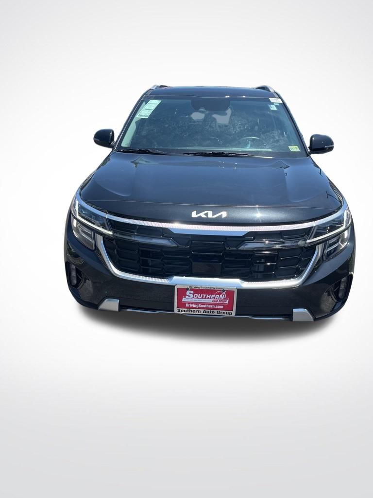 2024 Kia Seltos SX photo 5