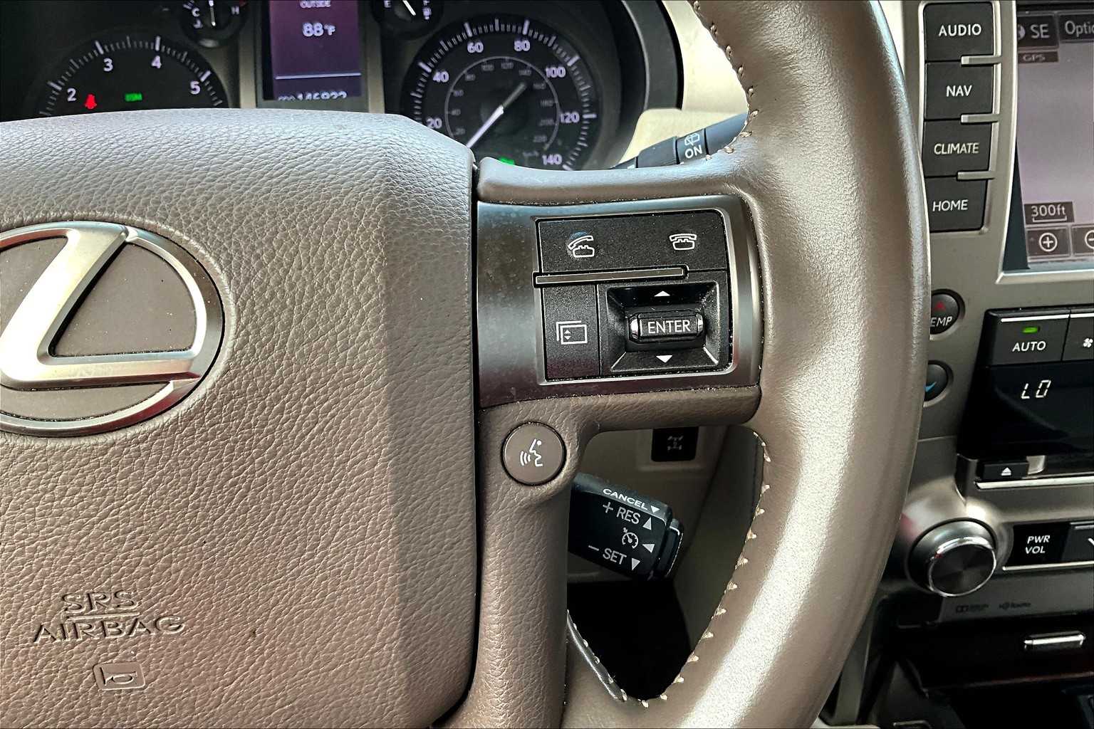 2014 Lexus GX 460 Base photo 24
