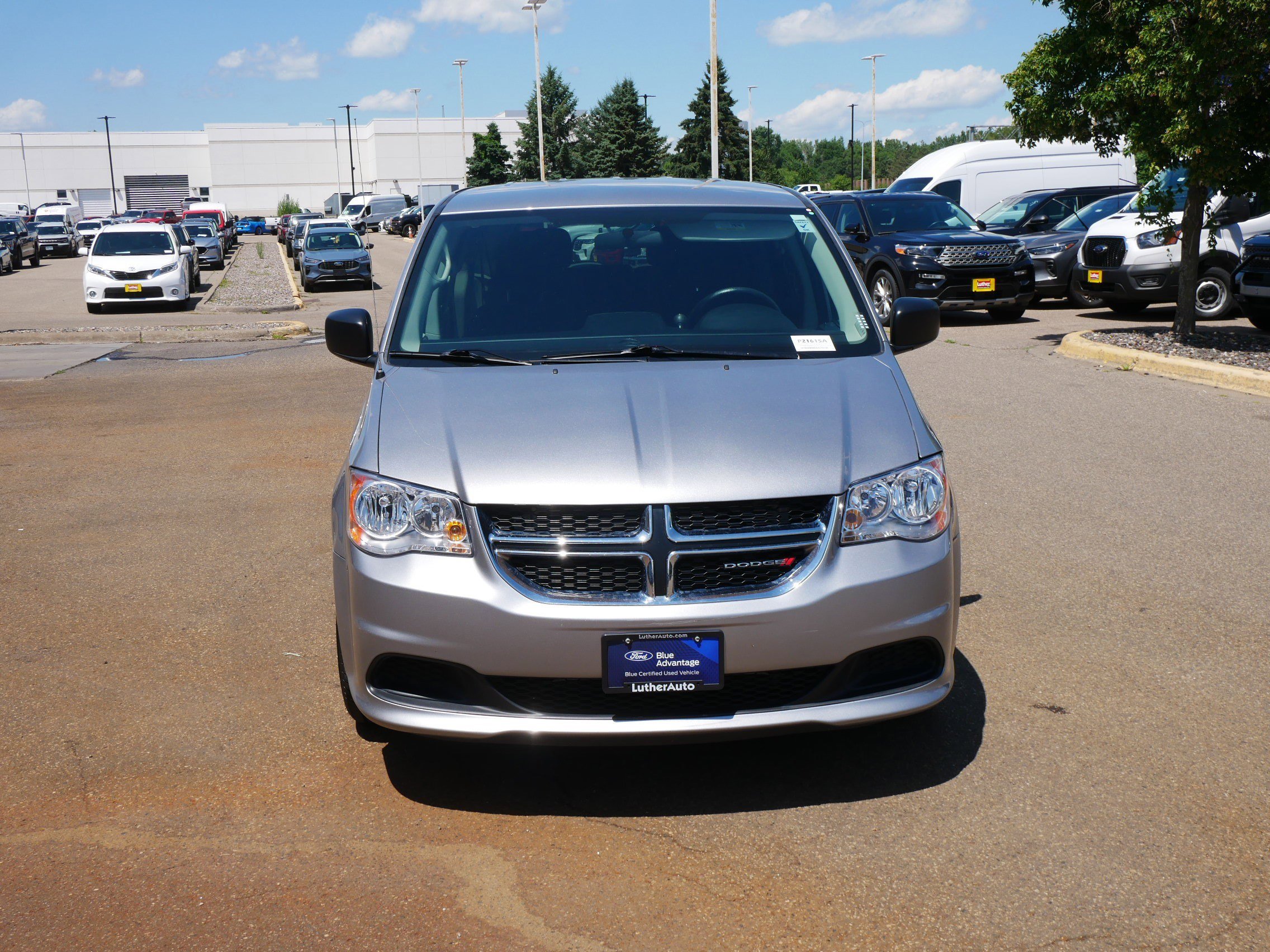 Used 2016 Dodge Grand Caravan SE with VIN 2C4RDGBG8GR344979 for sale in Coon Rapids, Minnesota