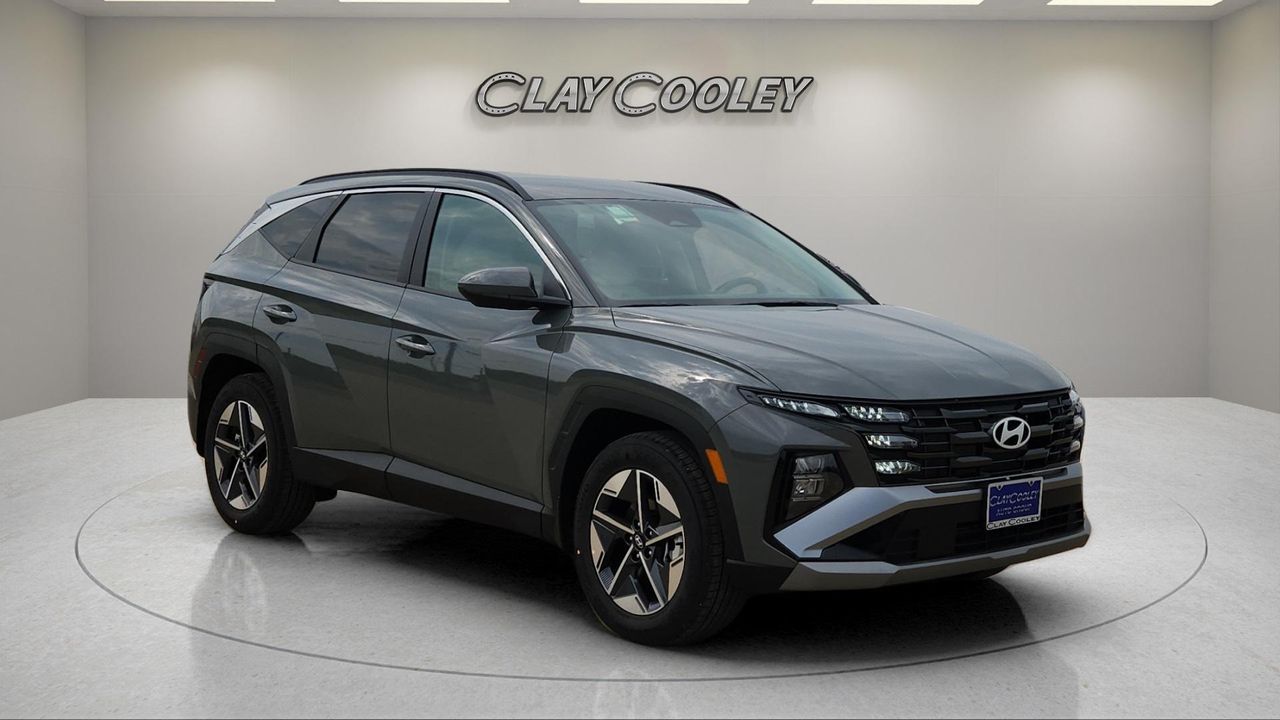 2026 Hyundai Tucson SEL Premium's photo