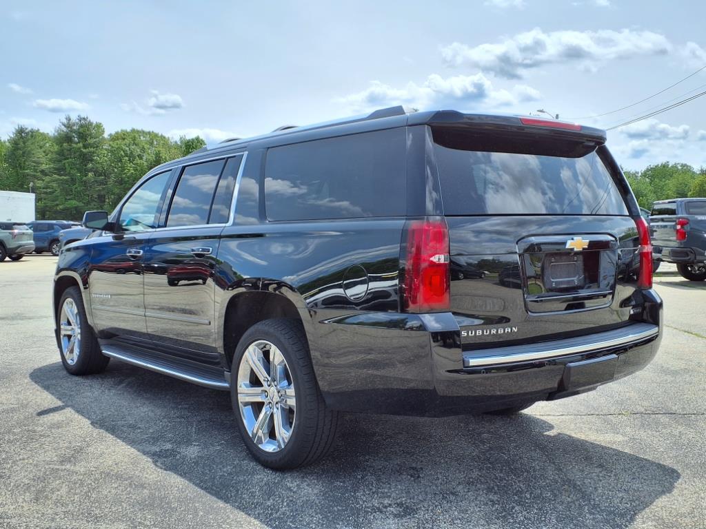 2017 Chevrolet Suburban Premier photo 7