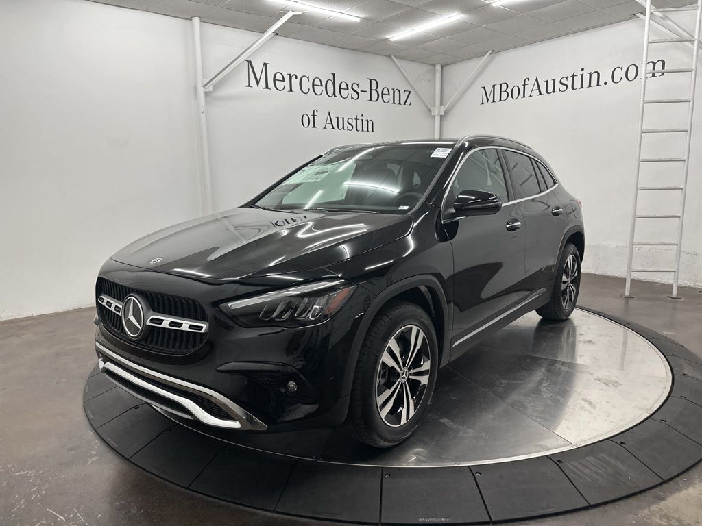 2025 Mercedes Benz GLA 250 photo 3