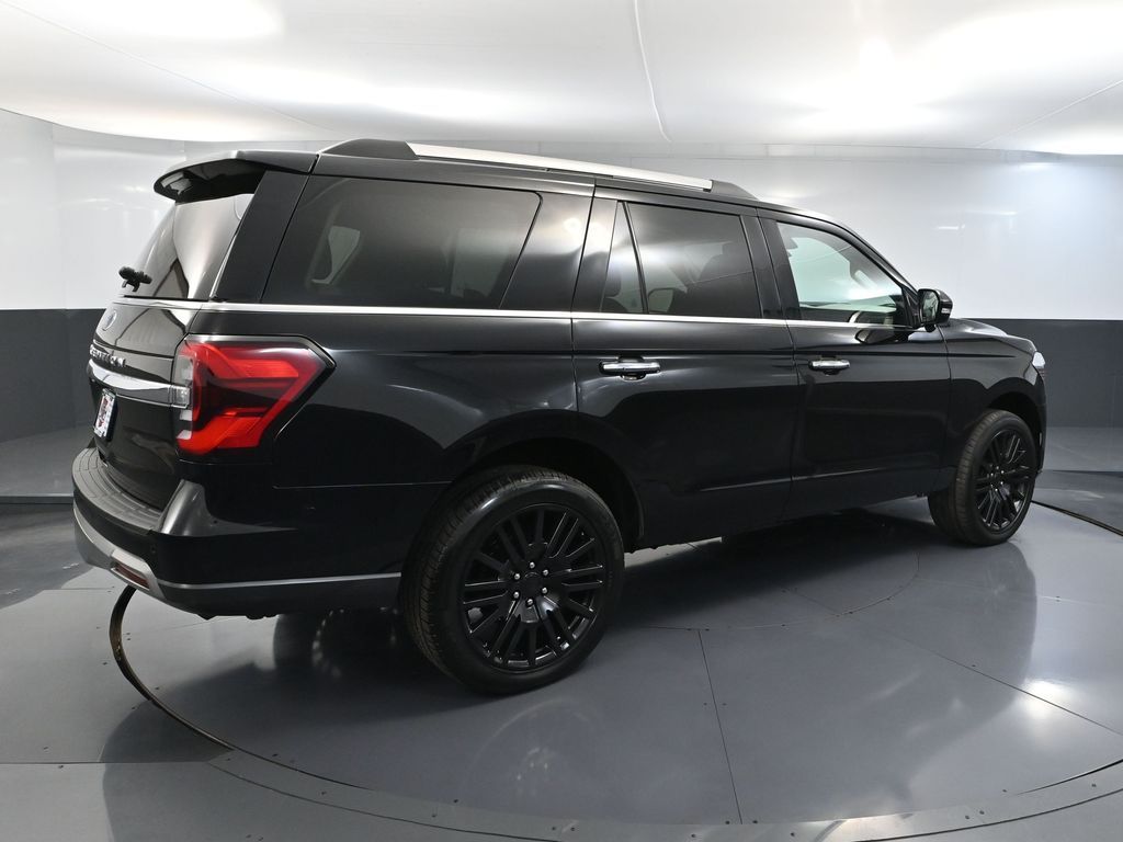 2023 Ford Expedition Limited photo 4