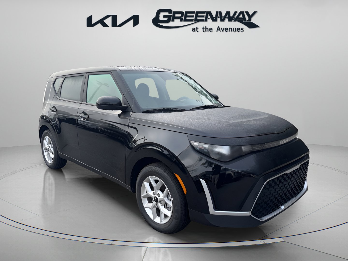 2025 Kia Soul LX's photo