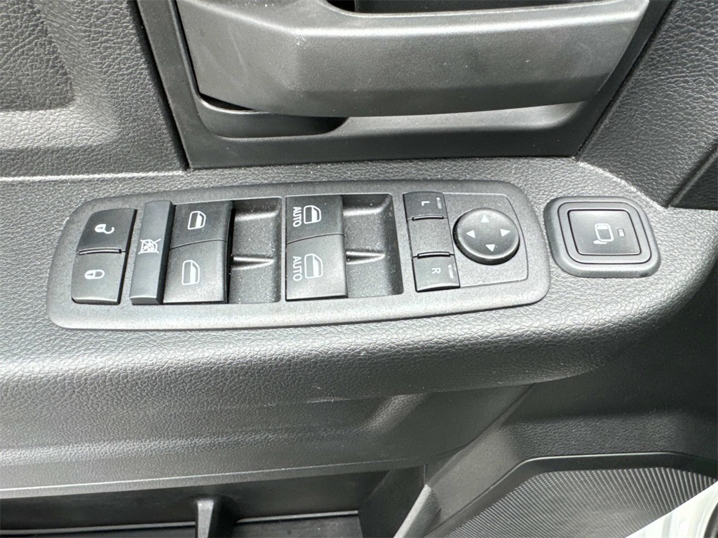 2024 Ram 2500 Tradesman photo 18
